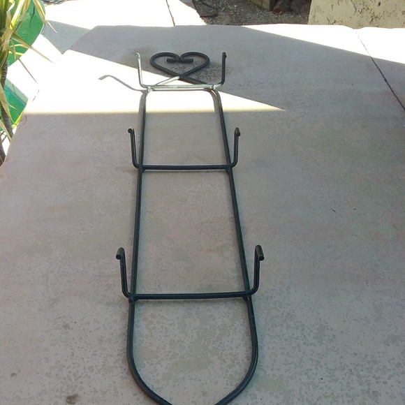 Other - 3 tier metal plate hanger Other - 3 tier metal plate hanger